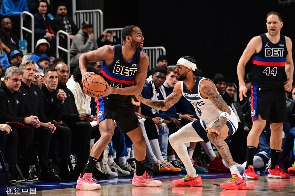 轻后卫的成 轻后卫的成